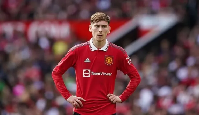 بازگشت جیمز گارنر به منچستر