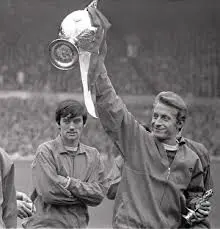 قهرمانی منچستر فصل 66-67