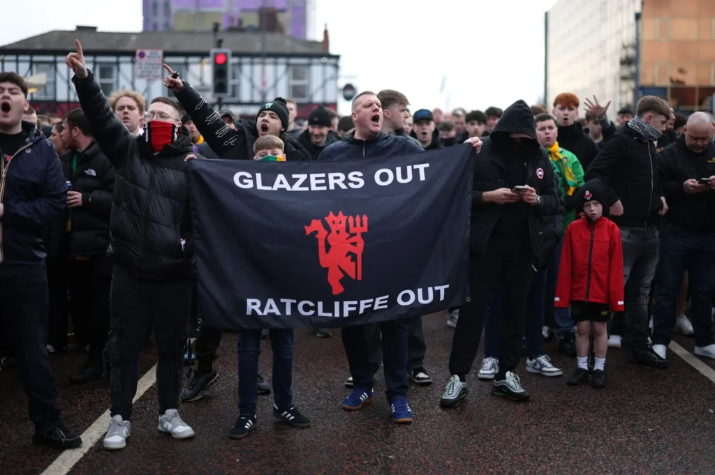 اعتراض هواداران منچستر به مدیریت